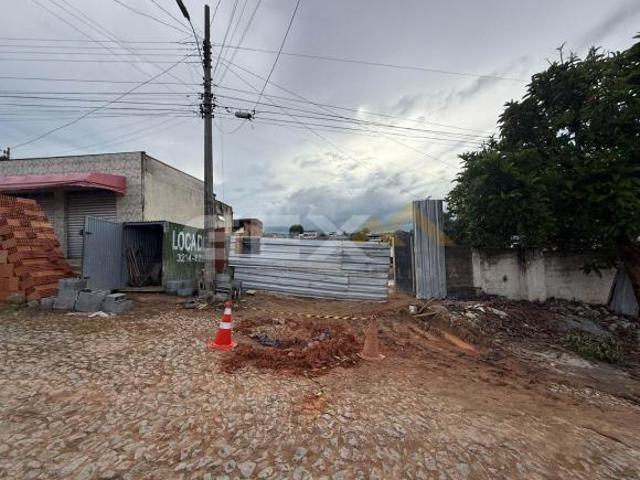 Casa à Venda, 03 Quartos à Venda no Bairro Nossa Sª das Graças em Divinópolis MG