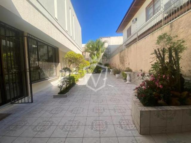 Casa à venda, 05 quartos Chácara Urbana Jundíai
