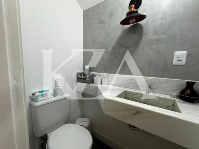 Casa à venda | 101 m² de área construída | 3 dormitórios | Condomínio fechado no Medeiros
