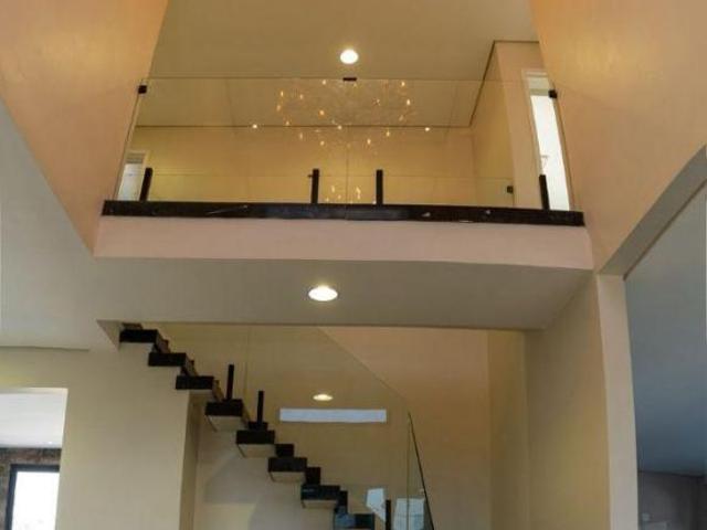 Casa à Venda 220 m² | 4 Suítes, 4 Vagas – Riviera de Santa Cristina XIII
