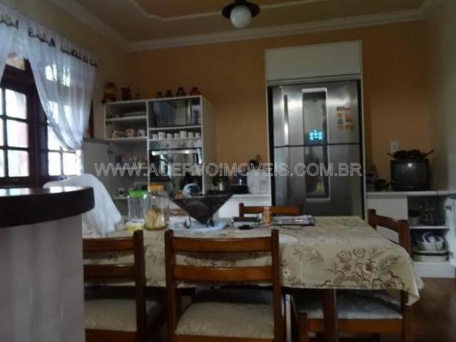 Casa à venda, 235 m² Nova Era Juiz de Fora/MG