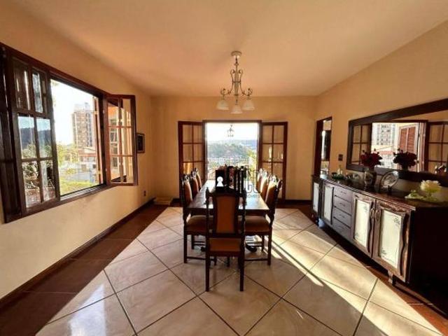 Casa à venda, 230 m² por R$ 849.000,00 Cidade Jardim Juiz de Fora/MG