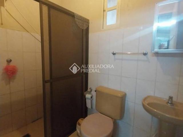 CASA À VENDA 2 DORMITÓRIOS PISCINA SPA E ENERGIA SOLAR