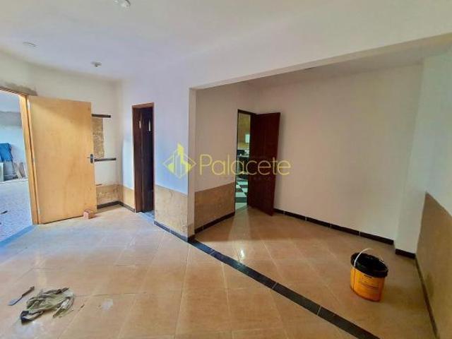 Casa à venda 2 Quartos, Residencial Novo Horizonte, Taubaté SP