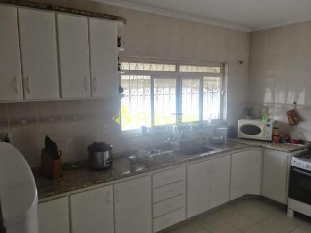 Casa à venda 2 Quartos, 1 Suite, 2 Vagas, 300M², Centro, Tremembé SP