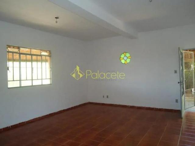 Casa à venda 2 Quartos, 1 Suite, 4 Vagas, 600M², Jardim do Vale, Guaratinguetá SP