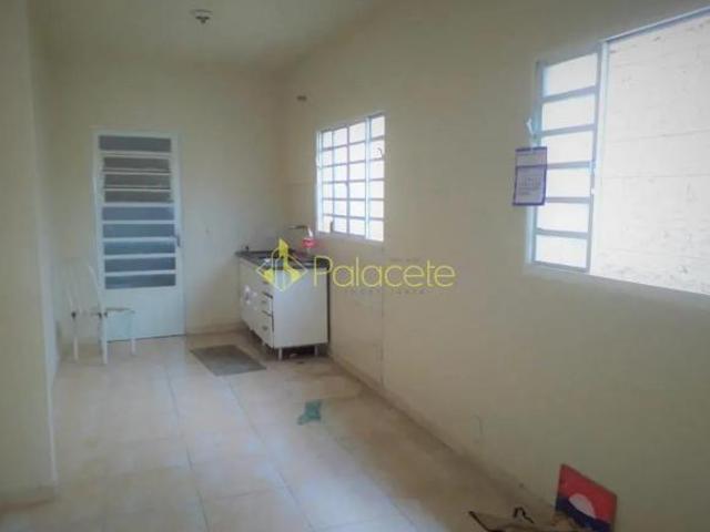 Casa à venda 2 Quartos, 2 Vagas, 250M², Vila Rica, Pindamonhangaba SP
