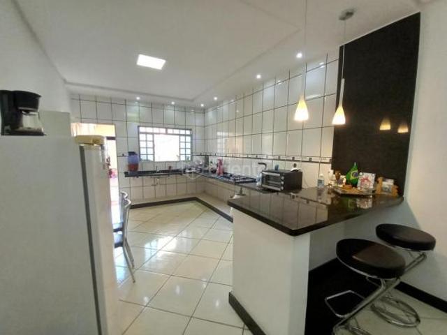 Casa à venda, 2 quartos, 3 vagas, Boa Vista Nova Serrana/MG