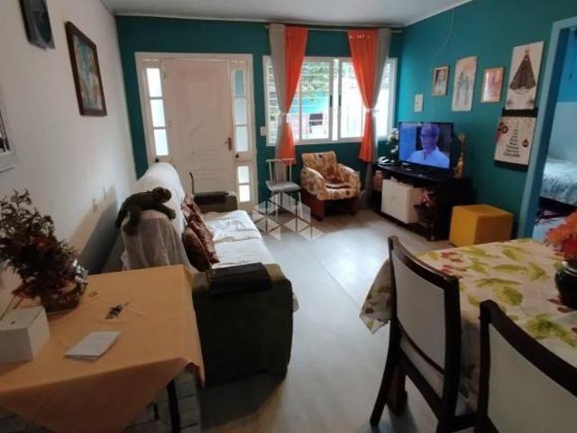 Casa à venda 2 quartos 4 vagas no bairro Nonoai