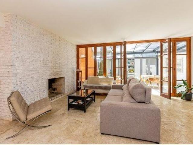 Casa à Venda 376m² Alto de Pinheiros com 4 Suítes e 2 Vagas de garagem por R$ 3.390.000,00 São Pa