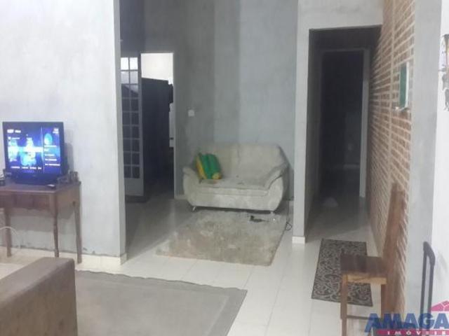 Casa à Venda
