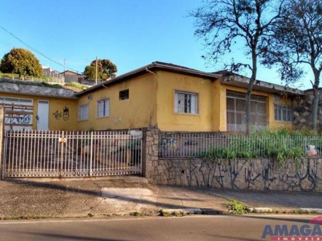 Casa à Venda