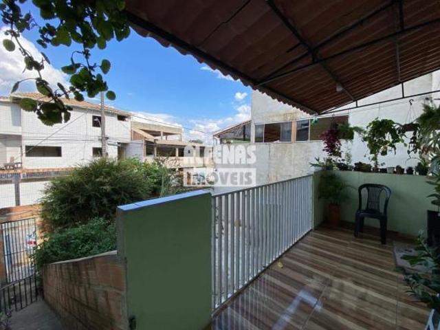 Casa à venda 4 quartos no Bairro DARCY RIBEIRO