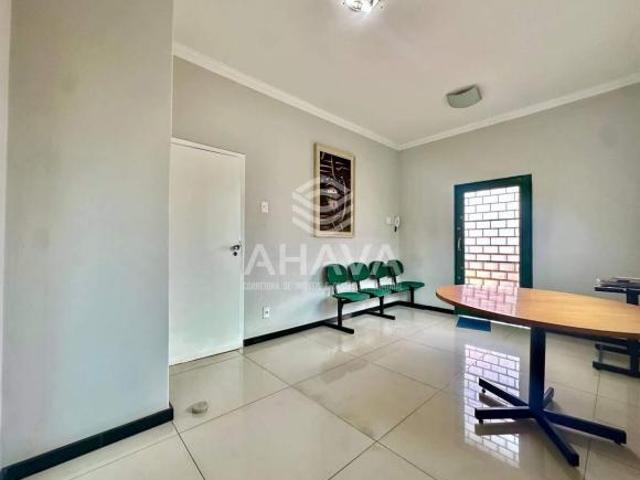 Casa à venda, 4 quartos sendo 1 suíte 4 vagas, 500m², São Francisco Belo Horizonte/MG