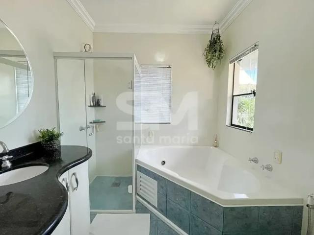 Casa à venda 4 Quartos, 1 Suite, 2 Vagas, 352M², Maria Goretti, Chapecó SC
