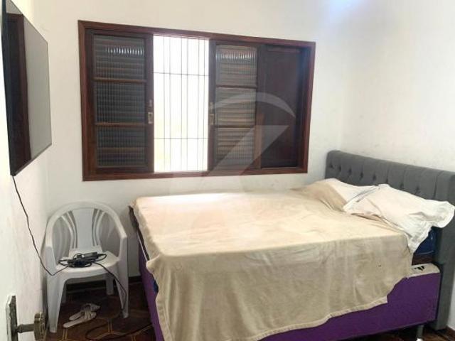 Casa a Venda, 4 Quartos, 1 Vaga na Casa Verde. São 3 casas no Terreno