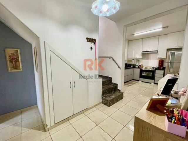 Casa à venda, 4 quartos, 2 suítes, 6 vagas, Parque XangriLá Contagem/MG