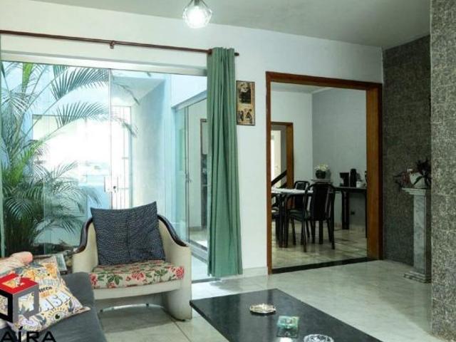 Casa Térrea à venda 4 quartos 3 suítes 5 vagas Baeta Neves São Bernardo do Campo SP