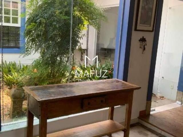 Casa à venda, 5 quartos no Tiradentes
