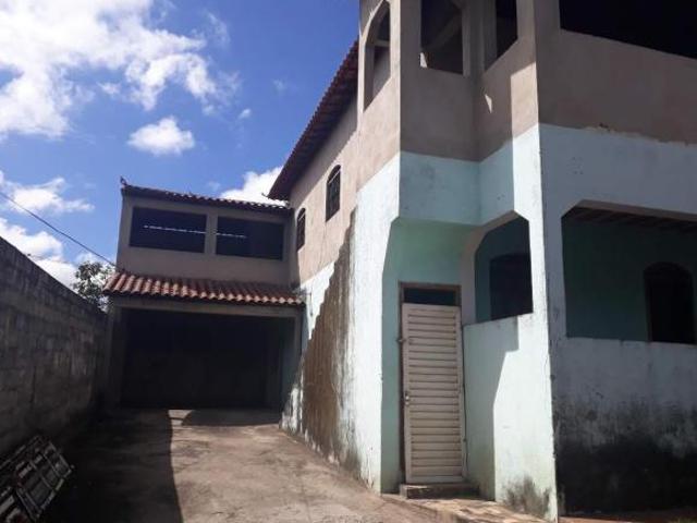 Casa à venda, 6 quartos, 2 suítes, Bom Jesus Matozinhos/MG