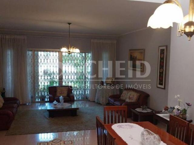 CASA A VENDA 700M² TERRENO 250M² DE AREA ÚTIL 4 QUARTOS 2 SUÍTES 4 VG EM INTERLAGOS BOLSÃO