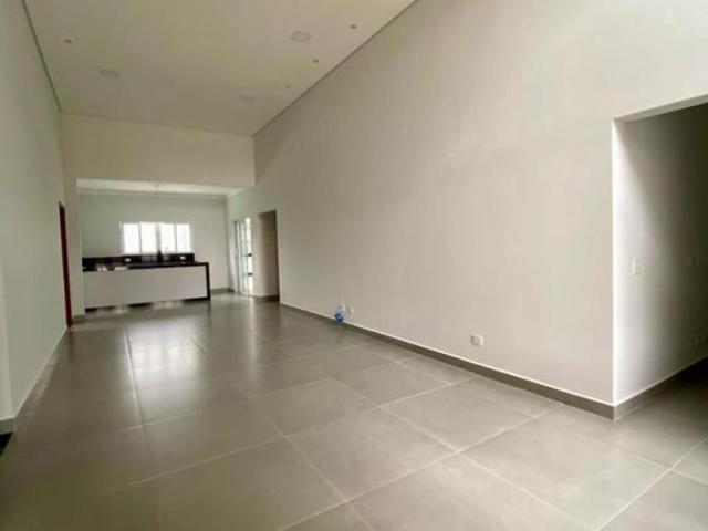 Casa á venda c/ 03 dormitórios, Condomínio Portal das Estrelas Boituva/Sp