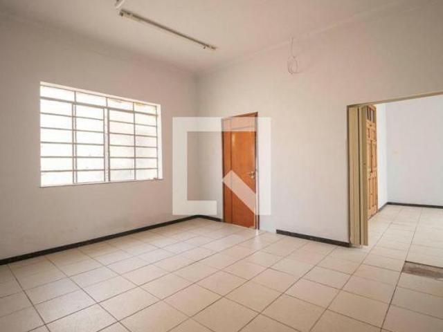Casa à Venda Coimbra, 3 Quartos, 300 m² Goiânia