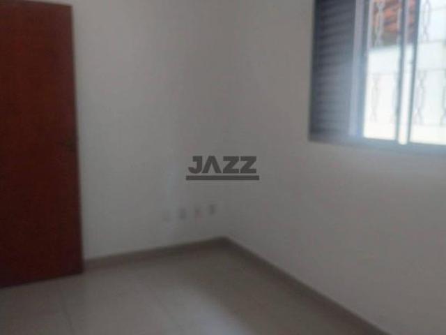 Casa à venda com ótima localização no Parque Industrial em SJC/SP