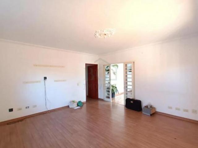 Casa à venda com opção de moradia e aluguel