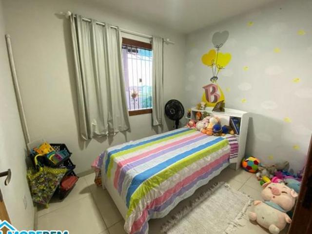 CASA Á VENDA COM EXCELENTE LOCALIZAÇÃO NO BAIRRO IDEAL!