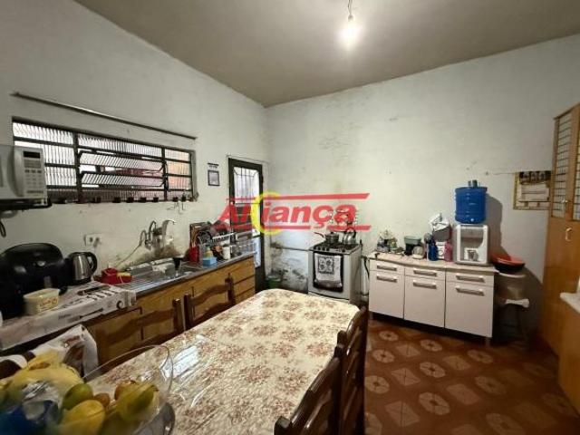 CASA À VENDA COM PONTO COMERCIAL NO JARDIM BELA VISTA EM GUARULHOS