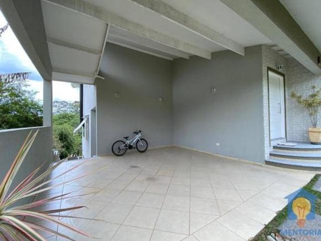 Casa à venda com porteira fechada no condomínio Paysage Serein