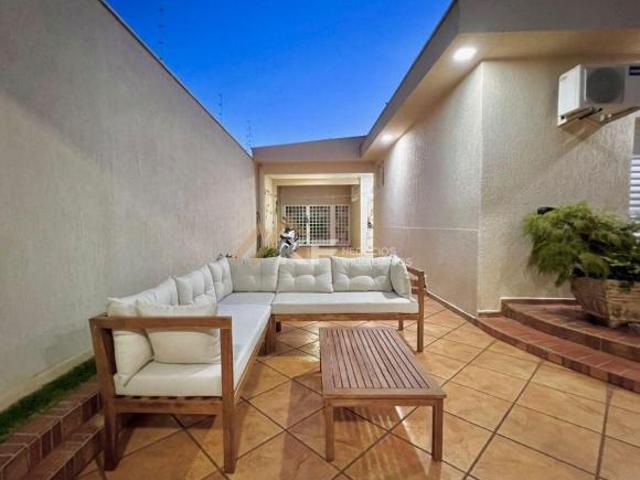 Casa à Venda com Porteira Fechada no Ipiranga Ribeirão Preto /SP