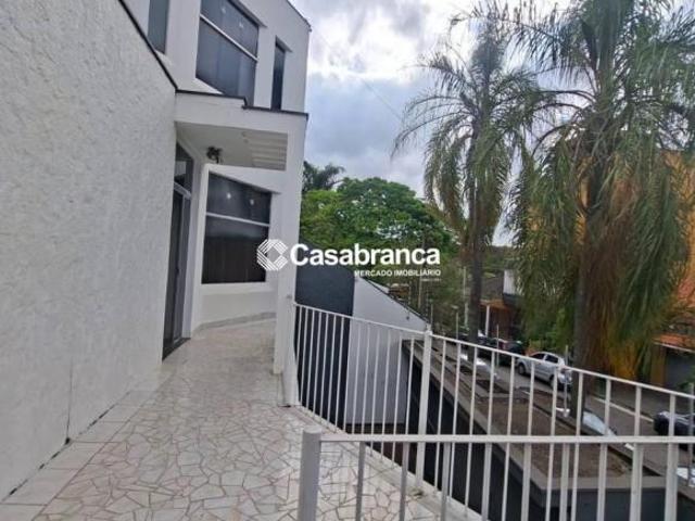 Casa à venda com potencial residencial ou comercial com 6 vagas de garagem, no Parque Campolim em S