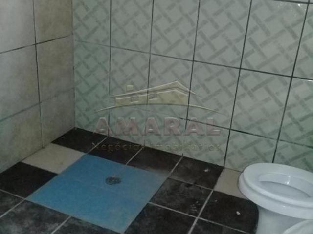 CASA À VENDA COM QUARTO AMPLO, QUINTAL ESPAÇOSO E 2 VAGAS EXCELENTE OPORTUNIDADE JD NOVA AMERICA SUZ