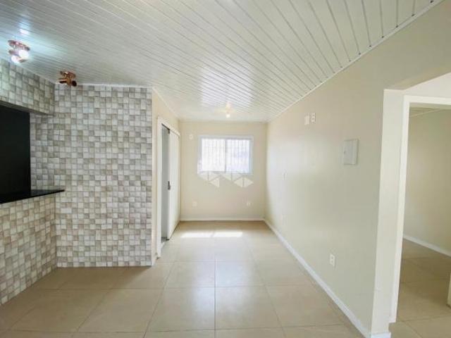 Casa a venda com 02 dormitórios e suíte no bairro Presidente João Goulart