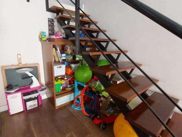 Casa a venda com 03 dormitórios no Butantã