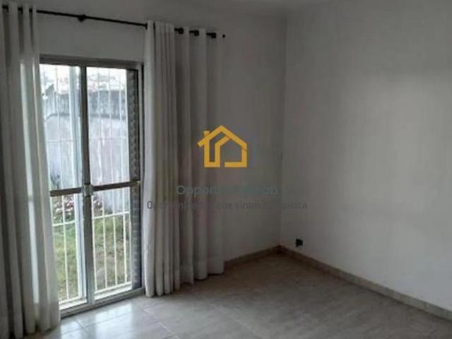 Casa à venda com 180m², 2 dormitórios e 3 vagas – Jardim das Flores – Osasco/SP