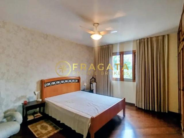 Casa à venda com 286m² 5 dormitórios, 4 suítes e 6 vagas Sumaré/SP