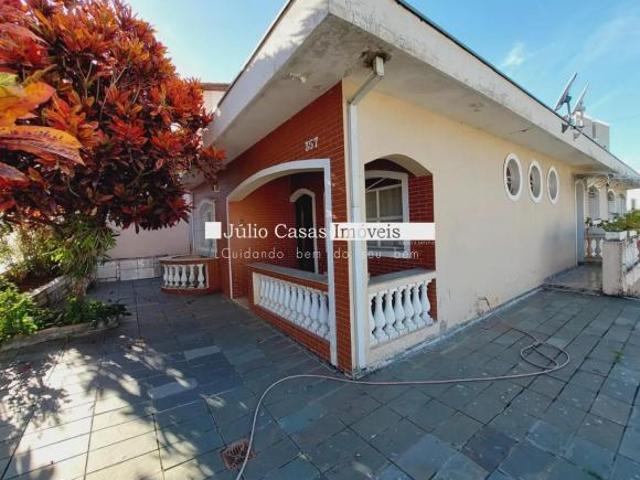 Casa a venda com 223 m2 no Jardim Emília