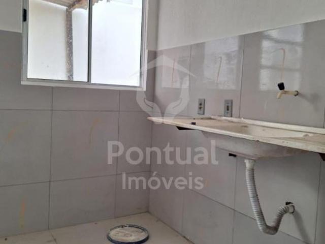 Casa à venda, com 2 4 RESIDENCIAL PEQUIS, UBERLANDIA MG