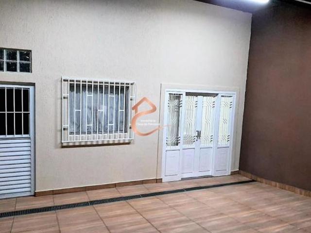 Casa à venda com 2 dormitórios no bairro Jardim Novo Mundo na cidade de Várzea Paulista