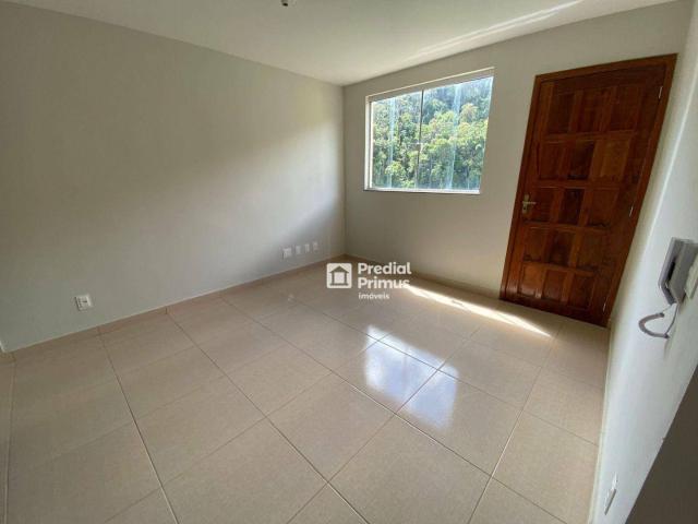 Casa à venda com 2 quartos e 75 m² de área total por R$ 255.000