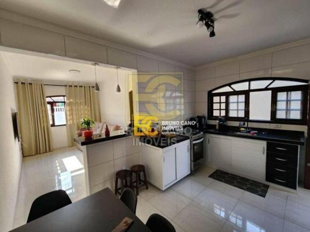 casa a venda com 2 quartos em bairro residencial Peruíbe/SP