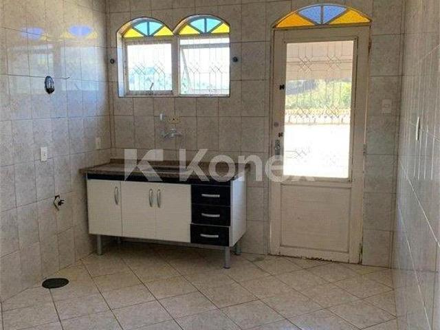 Casa à venda com 2 quartos em Centro, Lambari