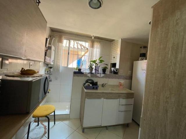 Casa a venda com 2 quartos em Condomínio na Vila Nova