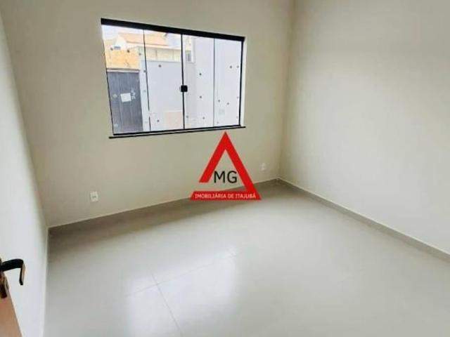 CASA Á VENDA COM 2 QUARTOS, NO BAIRRO SANTA TEREZINHA EM ITAJUBÁ MG