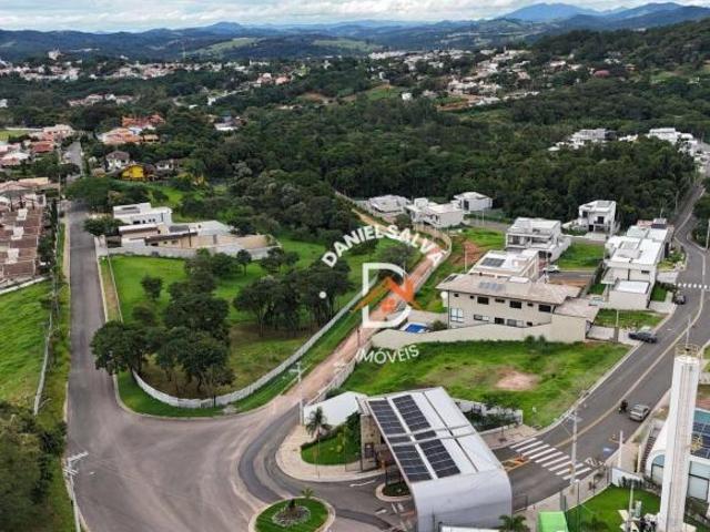 Casa à venda com 3 dormitórios 3 SUÍTES, 200 m² por R$ 1.880.000 Jardim São Nicolau Atibaia/S