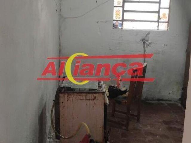 Casa á venda com 3 dormitórios e 8 vagas em amplo terreno 167m² | Vila Imaculada Guarulhos