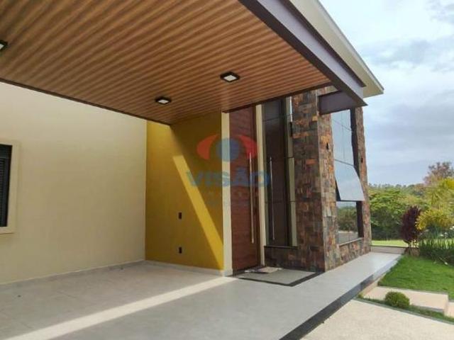 Casa à Venda com 3 Suítes e Lazer Completo no Park Gran Reserve